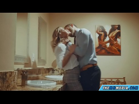 ❤️ Ina whakawaia koe e te kakaho tetona i roto i te wharepaku whanui ❤️ Fucking i a matou mi.sexflashgame.ru